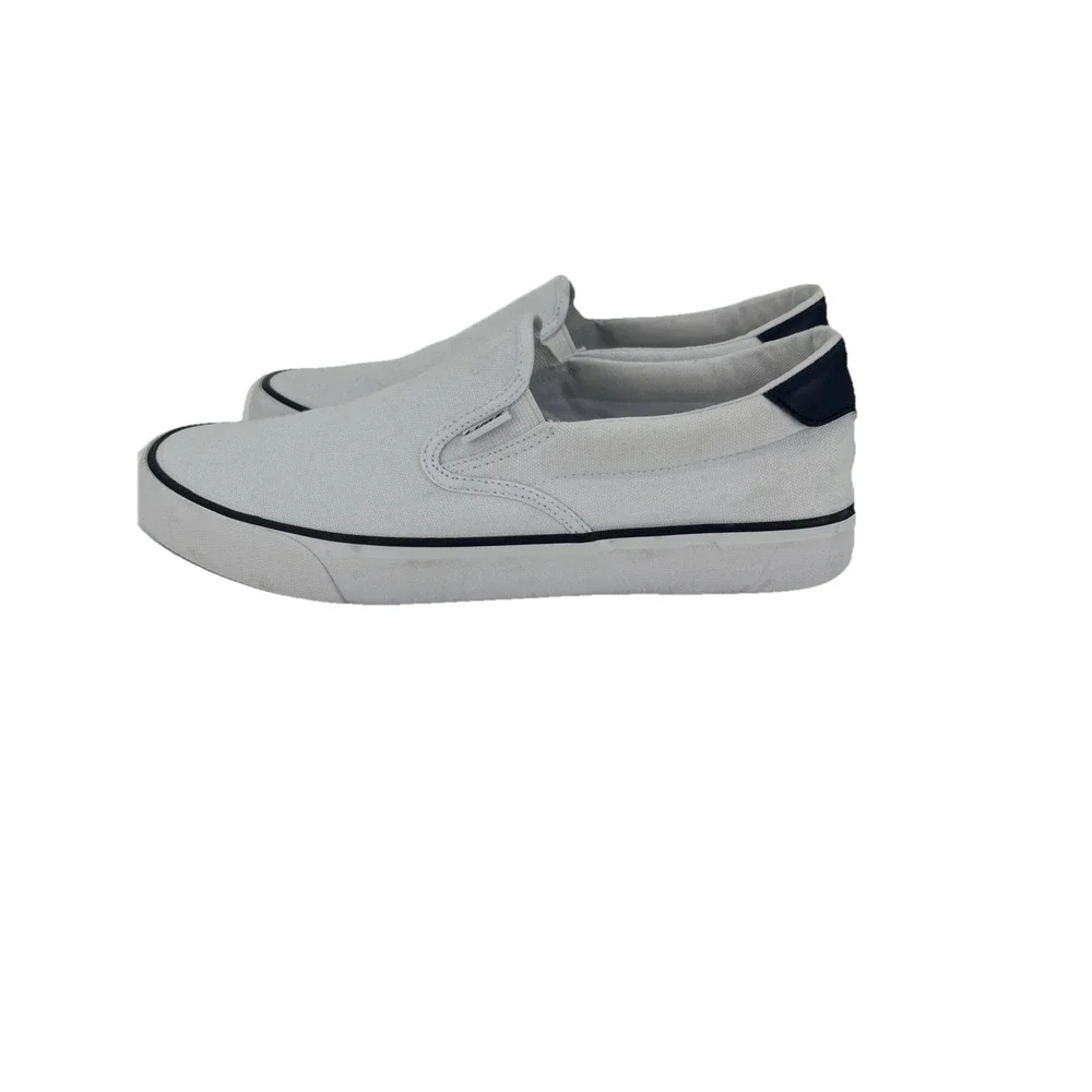 Lugz Clipper Mens White‎ Canvas Slip On Sneakers Navy Blue Accents Loafers